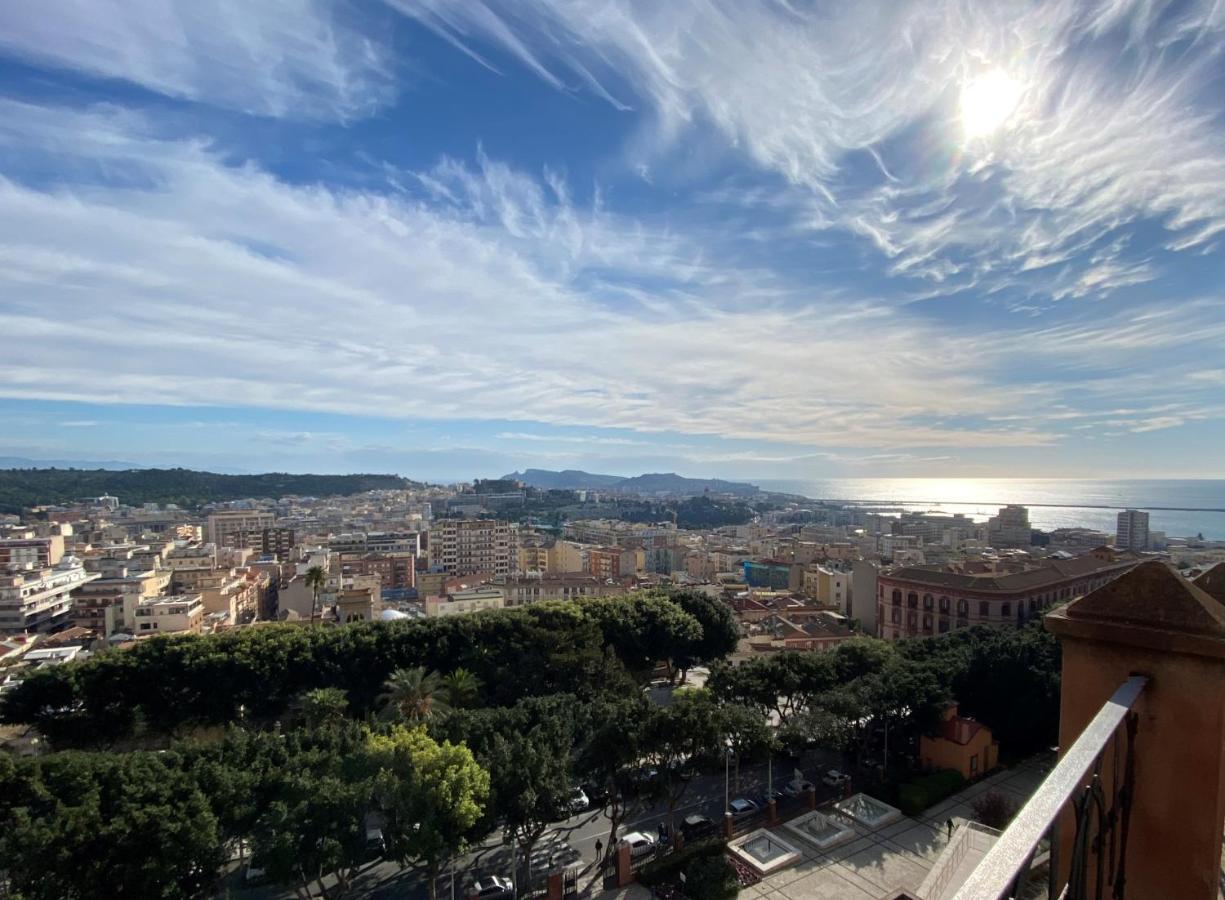 Suite St Remy - Il Bastione Cagliari Buitenkant foto